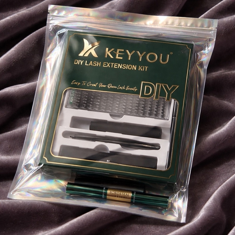 DIY Lash Extension Kit - Black and Gold